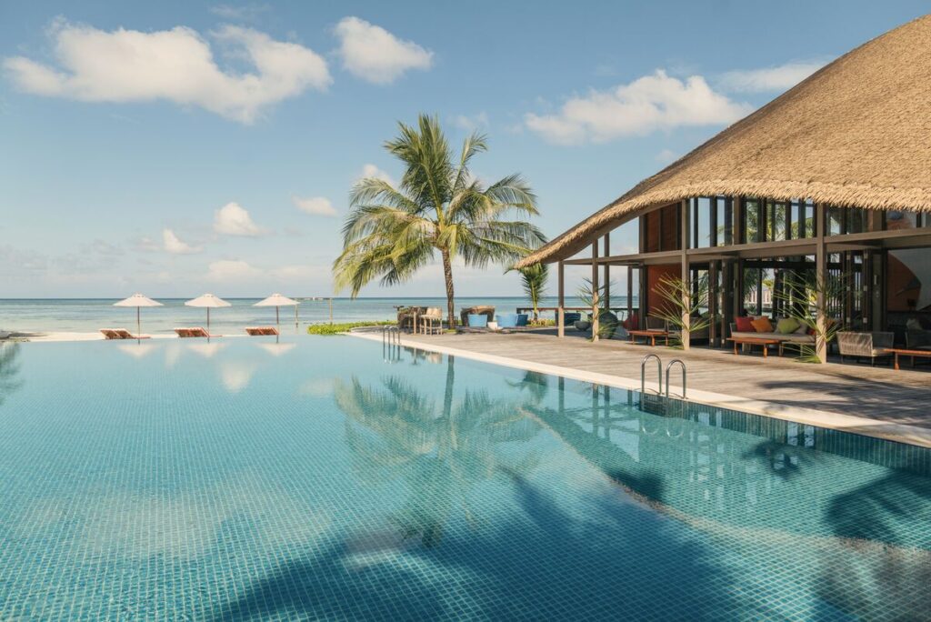 Club Med Finolhu Villas_ (14)