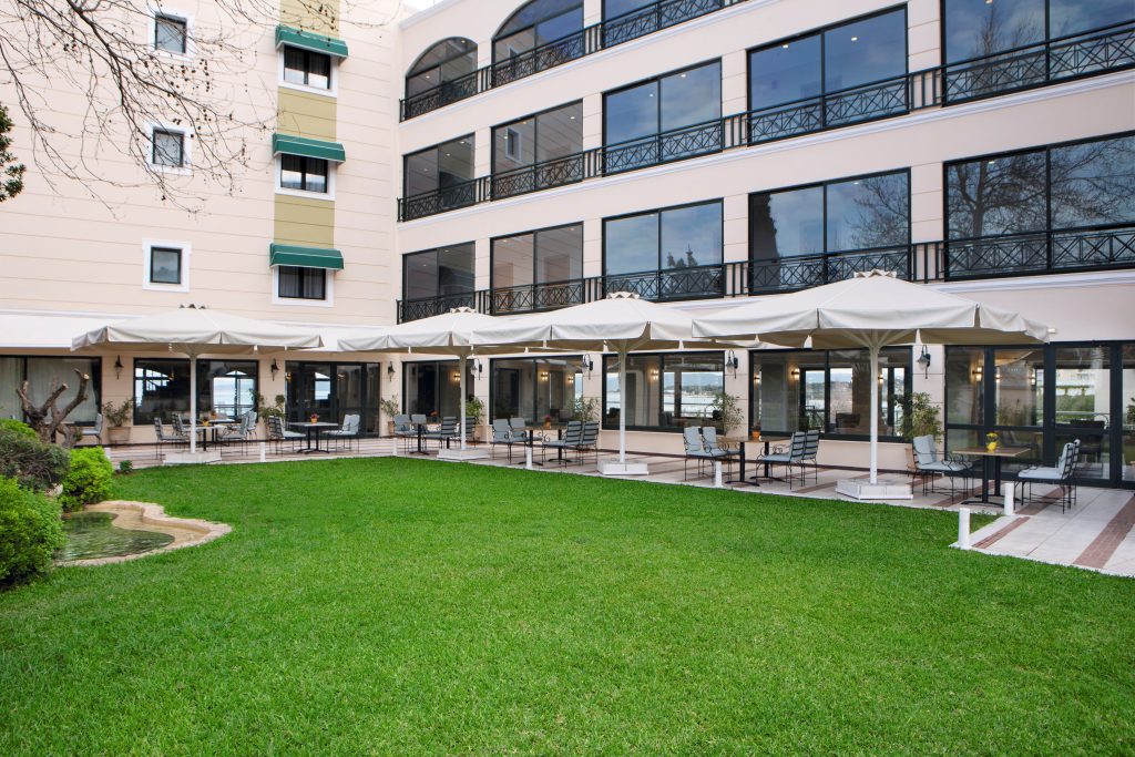 Event Resort Attic Peninsula_cleaned (6)