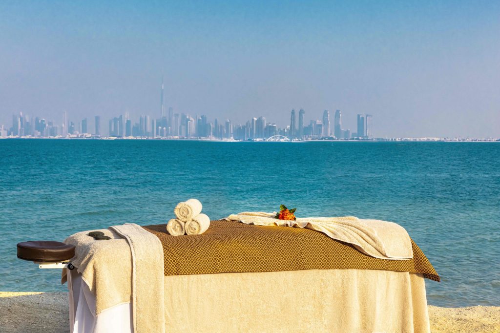 Anantara_World_Islands_Dubai_Spa_Outdoor_Spa_Cabana_2