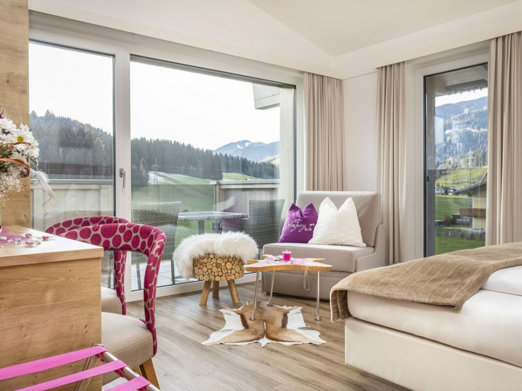 aussicht-fenster-appartement-flachau-gross