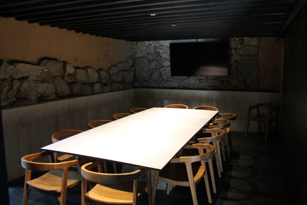 Belle TM_Meeting room 1